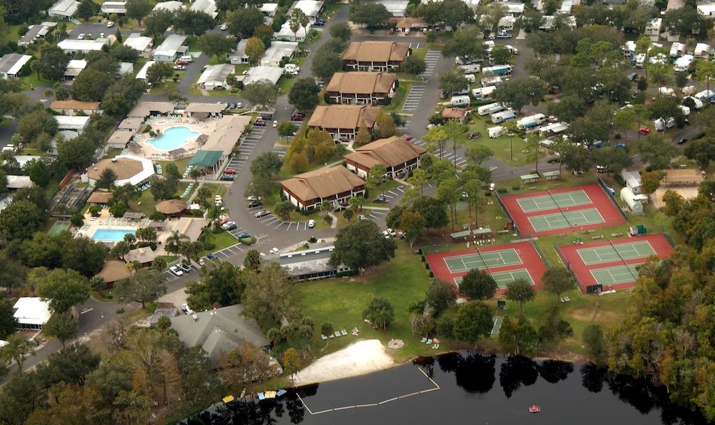 Cypress Cove Nudist Resort Poinciana Extérieur photo