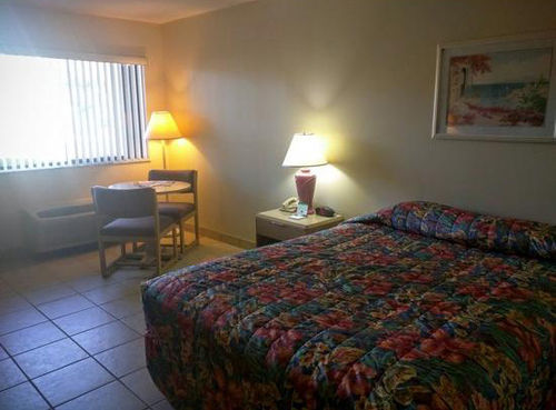 Cypress Cove Nudist Resort Poinciana Extérieur photo